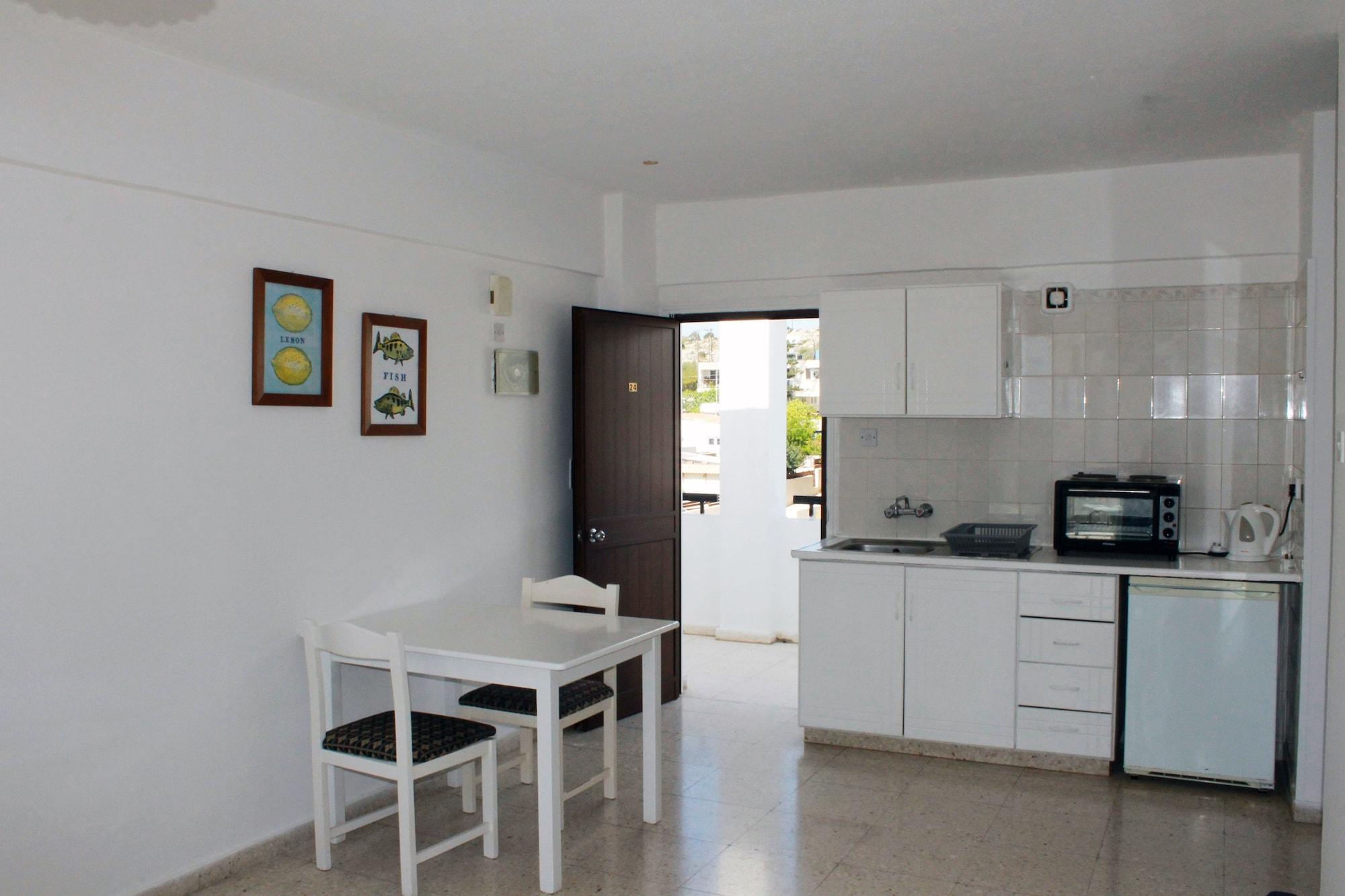 Florea Hotel Apartments Айя-Напа Екстер'єр фото