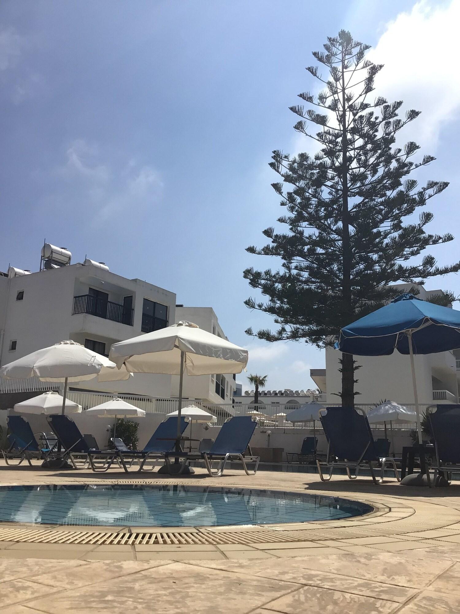 Florea Hotel Apartments Айя-Напа Екстер'єр фото